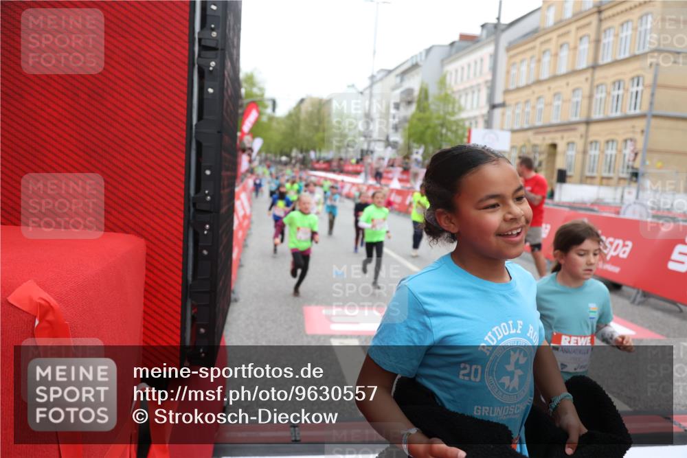 25.04.2026 - Das Zehntel Strokosch-Dieckow http://msf.ph/oto/9630557 25.04.2026 11:04:21 Ziel 5052, 5053, 5115, 5215, 5217, 5410, 5423, 5440, 5914, 5915, 5945, 5998, 6030, 6567, 6887, 7064, 7087, 7237, 7269, 7600, 7609, 7979, 7980, 7994 meine-sportfotos.de