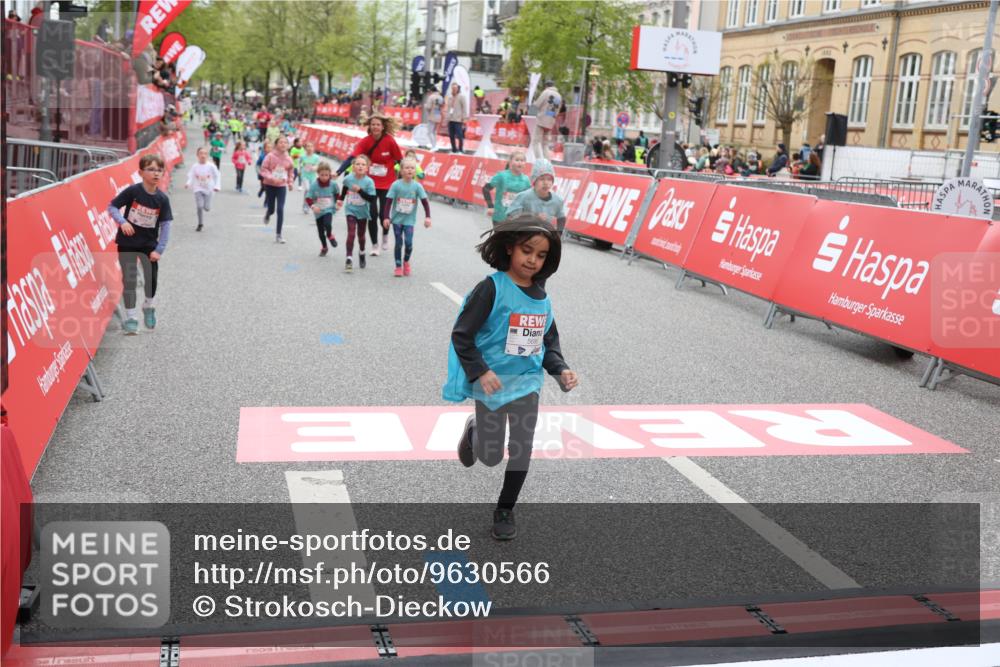 25.04.2026 - Das Zehntel Strokosch-Dieckow http://msf.ph/oto/9630566 25.04.2026 11:05:56 Ziel 5686, 5776, 6381, 7433, 7435, 7473, 7474, 7828, 7831 meine-sportfotos.de