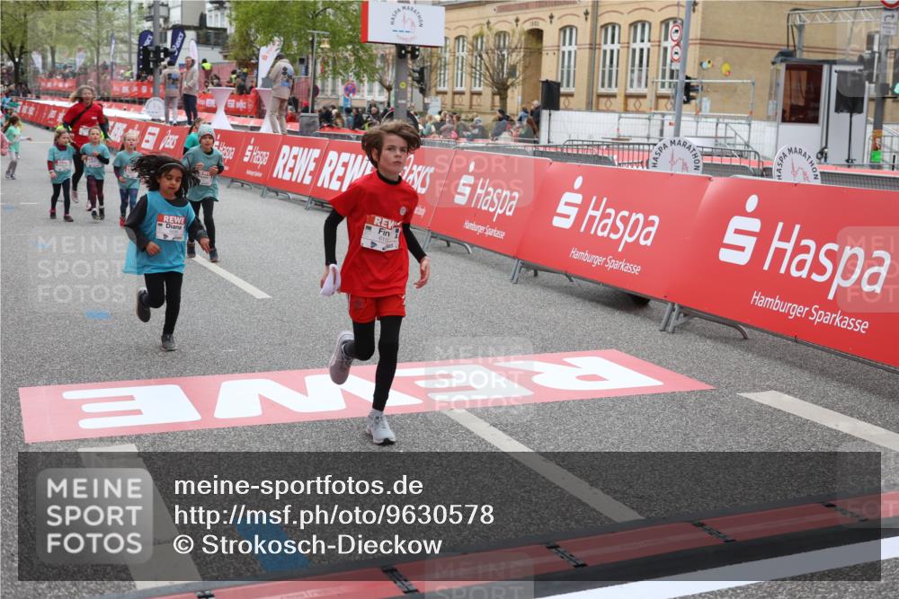 25.04.2026 - Das Zehntel Strokosch-Dieckow http://msf.ph/oto/9630578 25.04.2026 11:05:54 Ziel 5105, 5119, 5475, 5686, 5776, 6381, 7404, 7435, 7473, 7474, 7828, 7831, 8069 meine-sportfotos.de