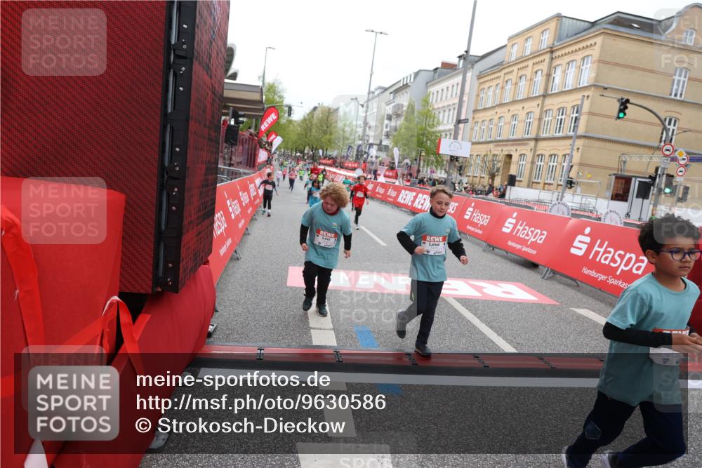 25.04.2026 - Das Zehntel Strokosch-Dieckow http://msf.ph/oto/9630586 25.04.2026 11:05:52 Ziel 5021, 5105, 5119, 5475, 5776, 6110, 6381, 6799, 6805, 7143, 7404, 7435, 7473, 7474, 7828, 7831, 8069 meine-sportfotos.de
