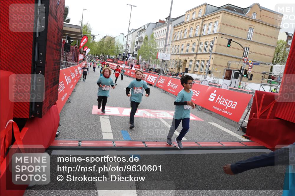 25.04.2026 - Das Zehntel Strokosch-Dieckow http://msf.ph/oto/9630601 25.04.2026 11:05:52 Ziel 5021, 5105, 5119, 5475, 5776, 6110, 6381, 6799, 6805, 7143, 7404, 7435, 7473, 7474, 7828, 7831, 8069 meine-sportfotos.de