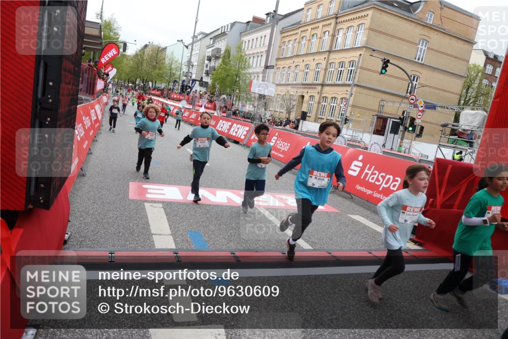 25.04.2026 - Das Zehntel Strokosch-Dieckow http://msf.ph/oto/9630609 25.04.2026 11:05:51 Ziel 5021, 5105, 5119, 5475, 5776, 5989, 6110, 6381, 6781, 6799, 6805, 7143, 7404, 7435, 7473, 7474, 7828, 7831, 8069 meine-sportfotos.de