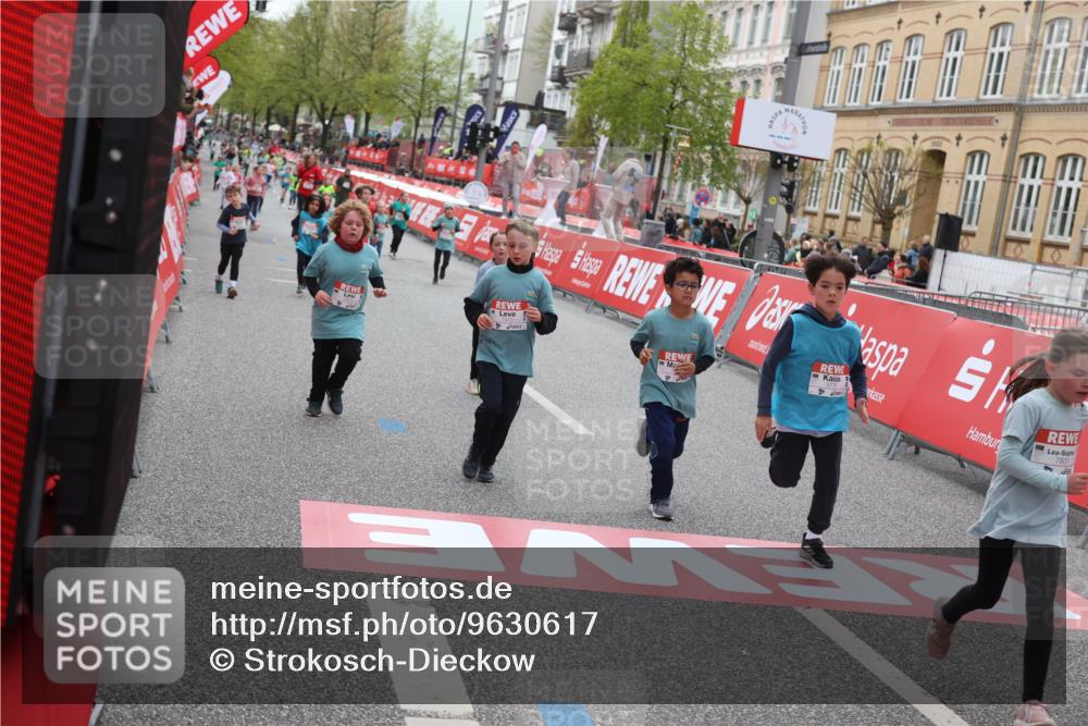 25.04.2026 - Das Zehntel Strokosch-Dieckow http://msf.ph/oto/9630617 25.04.2026 11:05:50 Ziel 5021, 5105, 5119, 5475, 5776, 5989, 6110, 6295, 6297, 6781, 6799, 6805, 7035, 7143, 7404, 7435, 7473, 7474, 7828, 7831, 8069 meine-sportfotos.de