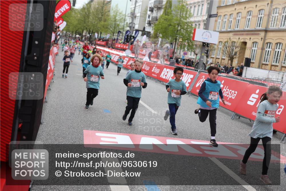 25.04.2026 - Das Zehntel Strokosch-Dieckow http://msf.ph/oto/9630619 25.04.2026 11:05:50 Ziel 5021, 5105, 5119, 5475, 5776, 5989, 6110, 6295, 6297, 6781, 6799, 6805, 7035, 7143, 7404, 7435, 7473, 7474, 7828, 7831, 8069 meine-sportfotos.de