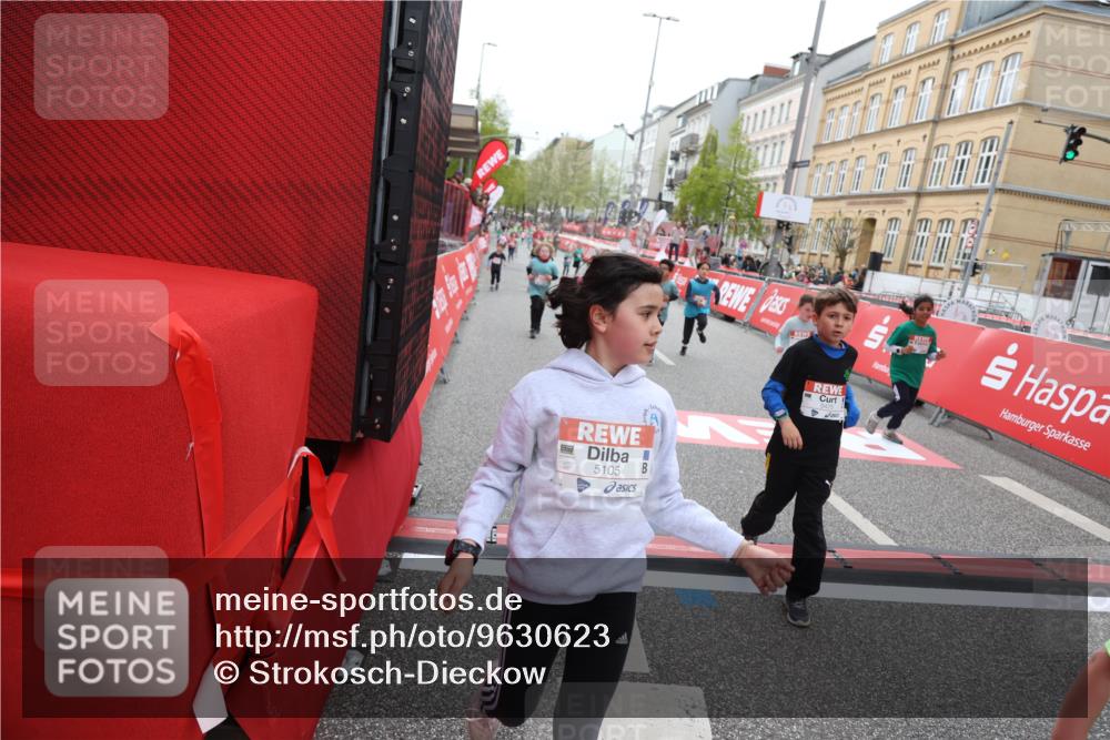 25.04.2026 - Das Zehntel Strokosch-Dieckow http://msf.ph/oto/9630623 25.04.2026 11:05:49 Ziel 5021, 5105, 5119, 5475, 5776, 5989, 6022, 6110, 6295, 6297, 6781, 6799, 6805, 7035, 7143, 7404, 7435, 7473, 7828, 7831, 8069 meine-sportfotos.de
