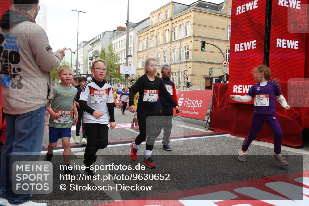 25.04.2026 - Das Zehntel Strokosch-Dieckow http://msf.ph/oto/9630652 25.04.2026 09:03:27 Ziel 1449, 1749, 1750, 1827, 1945, 2378, 2389, 2690, 2705, 2707, 2949, 3127, 3144, 3155, 3485, 3500, 3656, 3662, 3663, 3850, 4021 meine-sportfotos.de