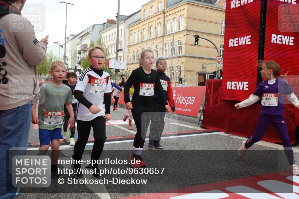 25.04.2026 - Das Zehntel Strokosch-Dieckow http://msf.ph/oto/9630657 25.04.2026 09:03:27 Ziel 1449, 1749, 1750, 1827, 1945, 2378, 2389, 2690, 2705, 2707, 2949, 3127, 3144, 3155, 3485, 3500, 3656, 3662, 3663, 3850, 4021 meine-sportfotos.de