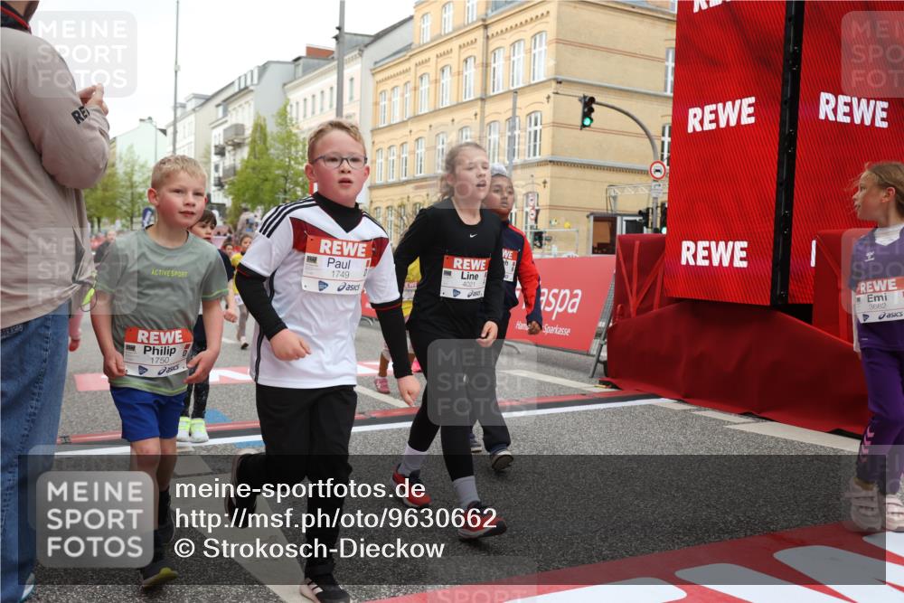 25.04.2026 - Das Zehntel Strokosch-Dieckow http://msf.ph/oto/9630662 25.04.2026 09:03:27 Ziel 1449, 1749, 1750, 1827, 1945, 2378, 2389, 2690, 2705, 2707, 2949, 3127, 3144, 3155, 3485, 3500, 3656, 3662, 3663, 3850, 4021 meine-sportfotos.de