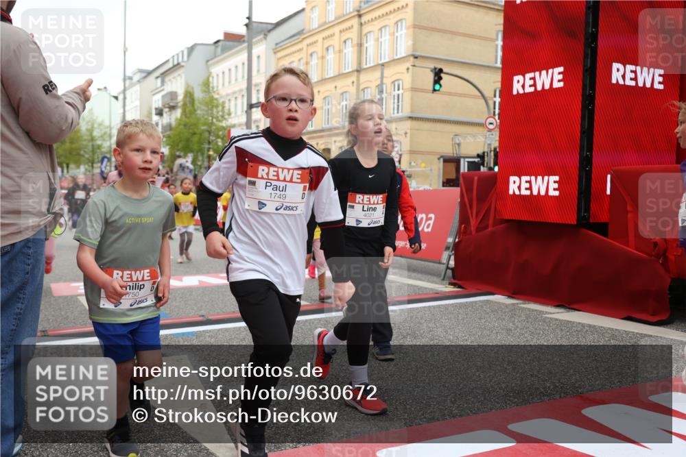 25.04.2026 - Das Zehntel Strokosch-Dieckow http://msf.ph/oto/9630672 25.04.2026 09:03:27 Ziel 1449, 1749, 1750, 1827, 1945, 2378, 2389, 2690, 2705, 2707, 2949, 3127, 3144, 3155, 3485, 3500, 3656, 3662, 3663, 3850, 4021 meine-sportfotos.de