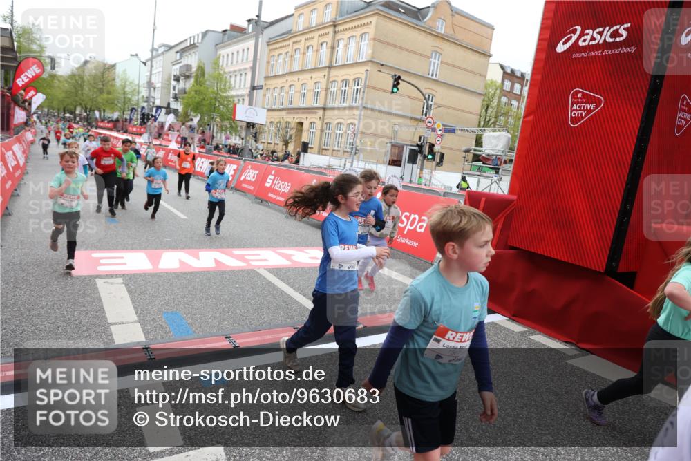 25.04.2026 - Das Zehntel Strokosch-Dieckow http://msf.ph/oto/9630683 25.04.2026 11:05:44 Ziel 5141, 5145, 5146, 5205, 5989, 6022, 6110, 6295, 6297, 6781, 7035, 7143, 7567 meine-sportfotos.de