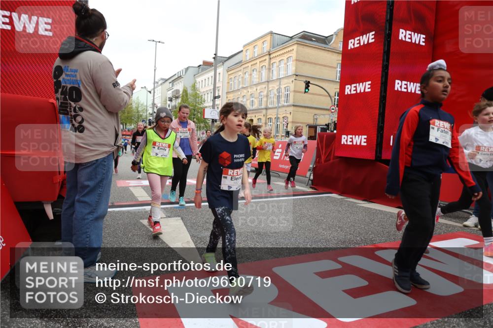 25.04.2026 - Das Zehntel Strokosch-Dieckow http://msf.ph/oto/9630719 25.04.2026 09:03:29 Ziel 1749, 1750, 1827, 2244, 2389, 2454, 2690, 2705, 2707, 2949, 3127, 3144, 3155, 3485, 3500, 3656, 3662, 3663, 3850, 3851, 4021 meine-sportfotos.de