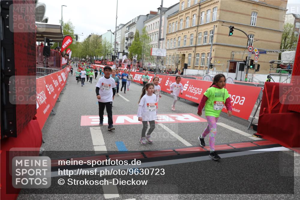 25.04.2026 - Das Zehntel Strokosch-Dieckow http://msf.ph/oto/9630723 25.04.2026 11:05:41 Ziel 5141, 5145, 5146, 5205, 6022, 6566, 6601, 6977, 6979, 7028, 7567, 7643, 7658 meine-sportfotos.de