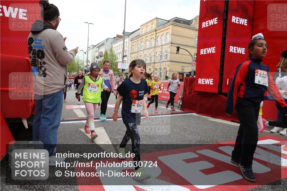 25.04.2026 - Das Zehntel Strokosch-Dieckow http://msf.ph/oto/9630724 25.04.2026 09:03:29 Ziel 1749, 1750, 1827, 2244, 2389, 2454, 2690, 2705, 2707, 2949, 3127, 3144, 3155, 3485, 3500, 3656, 3662, 3663, 3850, 3851, 4021 meine-sportfotos.de