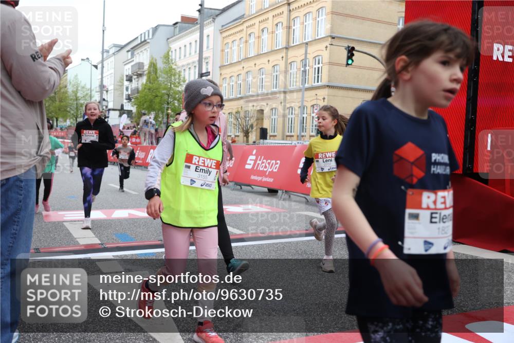 25.04.2026 - Das Zehntel Strokosch-Dieckow http://msf.ph/oto/9630735 25.04.2026 09:03:30 Ziel 1749, 1750, 1827, 2238, 2244, 2389, 2454, 2690, 2705, 2707, 3127, 3144, 3155, 3485, 3500, 3662, 3850, 3851, 4021 meine-sportfotos.de