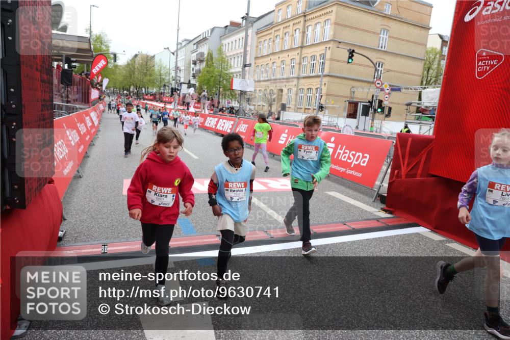 25.04.2026 - Das Zehntel Strokosch-Dieckow http://msf.ph/oto/9630741 25.04.2026 11:05:37 Ziel 5763, 5954, 6439, 6566, 6601, 6977, 6979, 7026, 7028, 7643, 7658, 7662 meine-sportfotos.de