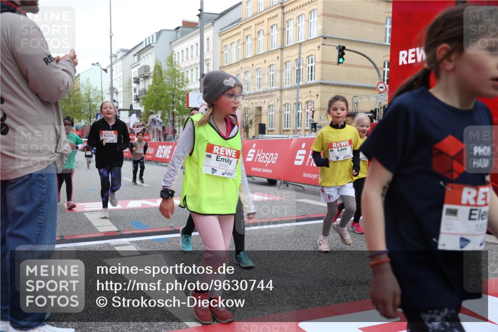 25.04.2026 - Das Zehntel Strokosch-Dieckow http://msf.ph/oto/9630744 25.04.2026 09:03:30 Ziel 1749, 1750, 1827, 2238, 2244, 2389, 2454, 2690, 2705, 2707, 3127, 3144, 3155, 3485, 3500, 3662, 3850, 3851, 4021 meine-sportfotos.de