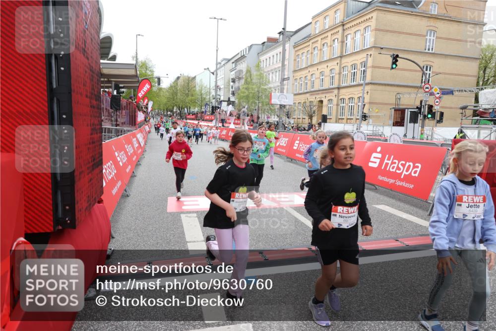 25.04.2026 - Das Zehntel Strokosch-Dieckow http://msf.ph/oto/9630760 25.04.2026 11:05:36 Ziel 5763, 5954, 6439, 6566, 6601, 6977, 6979, 7026, 7028, 7643, 7658, 7662 meine-sportfotos.de