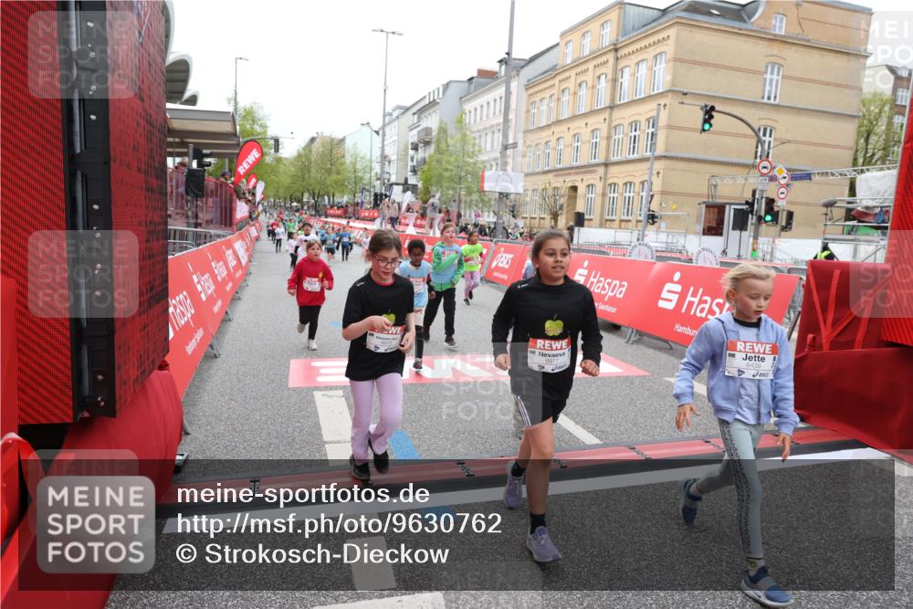 25.04.2026 - Das Zehntel Strokosch-Dieckow http://msf.ph/oto/9630762 25.04.2026 11:05:36 Ziel 5763, 5954, 6439, 6566, 6601, 6977, 6979, 7026, 7028, 7643, 7658, 7662 meine-sportfotos.de