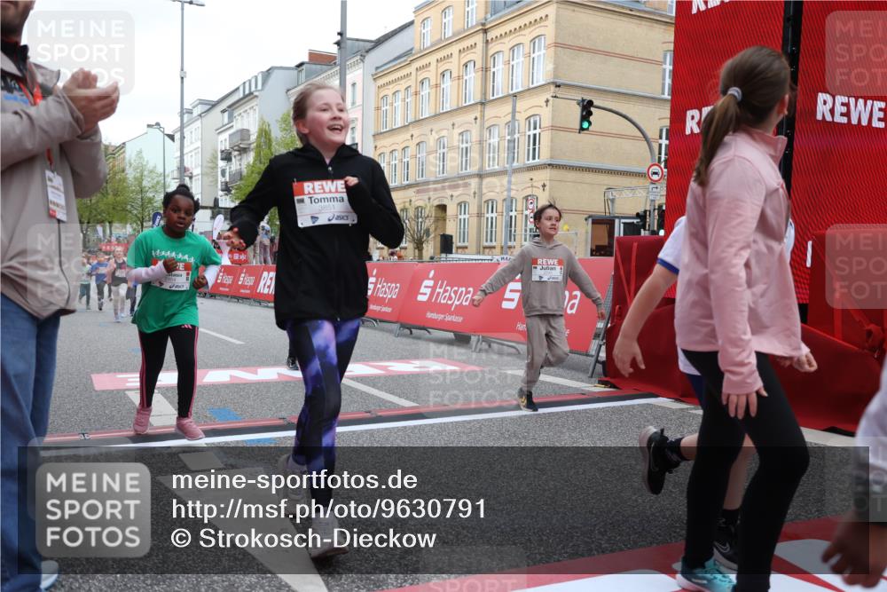 25.04.2026 - Das Zehntel Strokosch-Dieckow http://msf.ph/oto/9630791 25.04.2026 09:03:31 Ziel 1749, 1750, 1827, 2238, 2244, 2454, 2690, 2705, 2707, 3127, 3155, 3485, 3500, 3662, 3850, 3851, 4021 meine-sportfotos.de