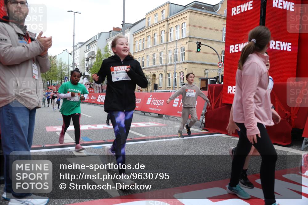 25.04.2026 - Das Zehntel Strokosch-Dieckow http://msf.ph/oto/9630795 25.04.2026 09:03:31 Ziel 1749, 1750, 1827, 2238, 2244, 2454, 2690, 2705, 2707, 3127, 3155, 3485, 3500, 3662, 3850, 3851, 4021 meine-sportfotos.de