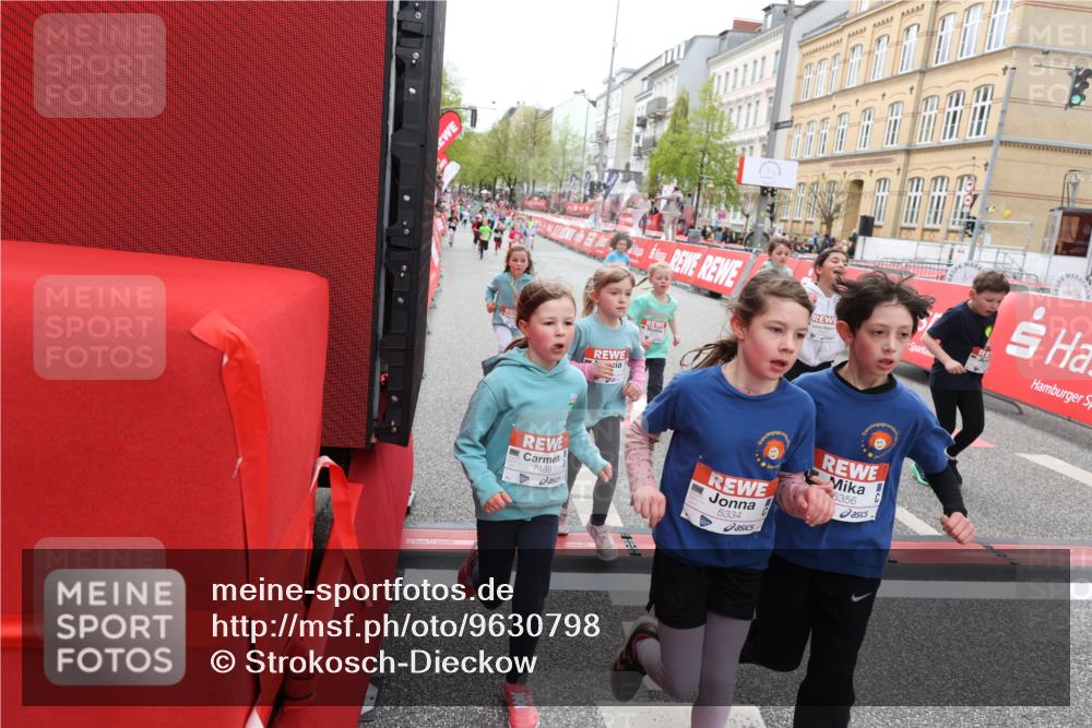 25.04.2026 - Das Zehntel Strokosch-Dieckow http://msf.ph/oto/9630798 25.04.2026 11:05:27 Ziel 5334, 5356, 5965, 5979, 5981, 6271, 6272, 6612, 6811, 7099, 7274, 7344, 7446, 7487, 7489, 7493, 7923, 8068 meine-sportfotos.de