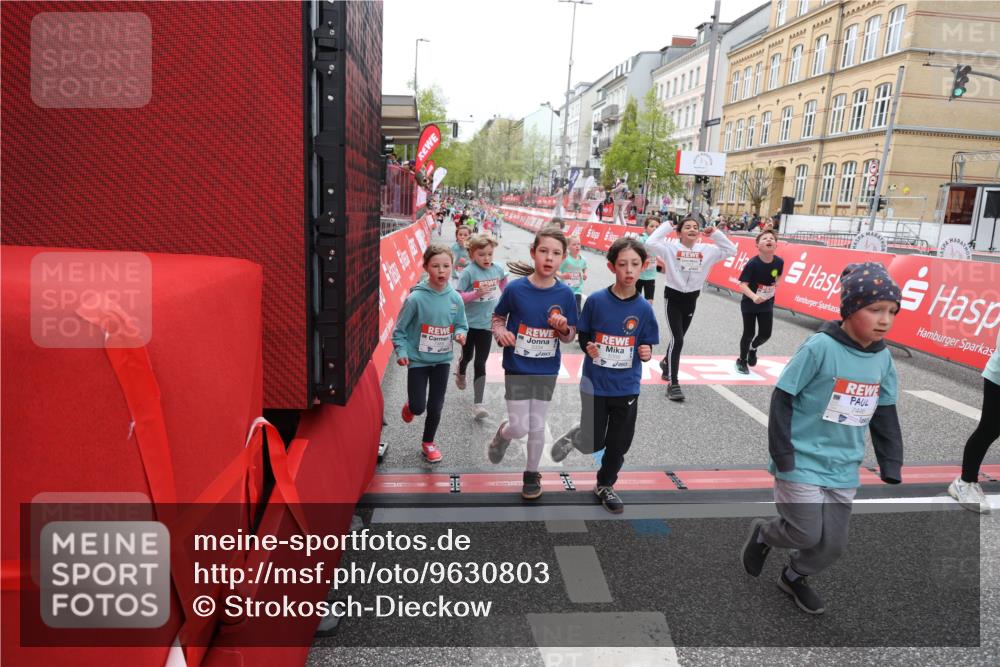 25.04.2026 - Das Zehntel Strokosch-Dieckow http://msf.ph/oto/9630803 25.04.2026 11:05:26 Ziel 5334, 5356, 5965, 5979, 5981, 6271, 6272, 6612, 7099, 7274, 7344, 7446, 7487, 7489, 7493, 7766, 7923, 8068 meine-sportfotos.de