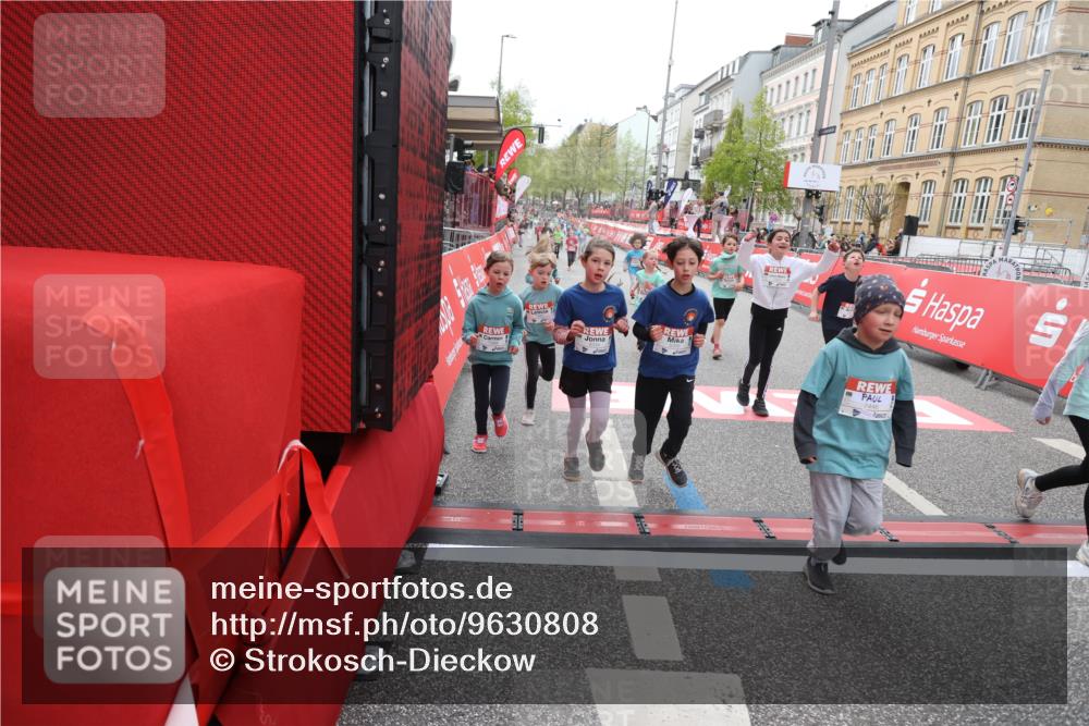 25.04.2026 - Das Zehntel Strokosch-Dieckow http://msf.ph/oto/9630808 25.04.2026 11:05:26 Ziel 5334, 5356, 5965, 5979, 5981, 6271, 6272, 6612, 7099, 7274, 7344, 7446, 7487, 7489, 7493, 7766, 7923, 8068 meine-sportfotos.de