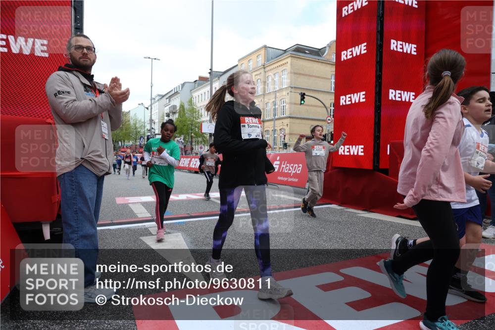 25.04.2026 - Das Zehntel Strokosch-Dieckow http://msf.ph/oto/9630811 25.04.2026 09:03:31 Ziel 1749, 1750, 1827, 2238, 2244, 2454, 2690, 2705, 2707, 3127, 3155, 3485, 3500, 3662, 3850, 3851, 4021 meine-sportfotos.de