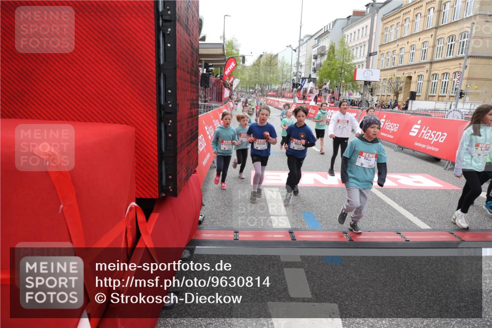 25.04.2026 - Das Zehntel Strokosch-Dieckow http://msf.ph/oto/9630814 25.04.2026 11:05:26 Ziel 5334, 5356, 5965, 5979, 5981, 6271, 6272, 6612, 7099, 7274, 7344, 7446, 7487, 7489, 7493, 7766, 7923, 8068 meine-sportfotos.de