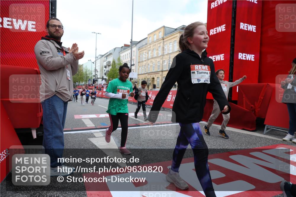 25.04.2026 - Das Zehntel Strokosch-Dieckow http://msf.ph/oto/9630820 25.04.2026 09:03:32 Ziel 1602, 1749, 1750, 1827, 2238, 2244, 2454, 2690, 2705, 2707, 3011, 3023, 3127, 3155, 3485, 3500, 3662, 3850, 3851 meine-sportfotos.de