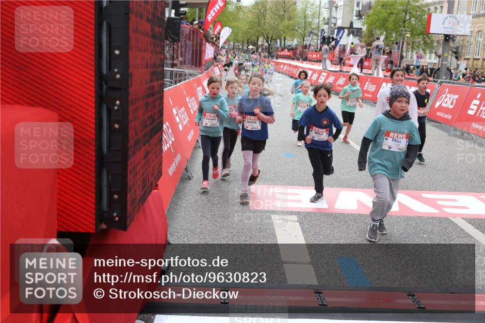 25.04.2026 - Das Zehntel Strokosch-Dieckow http://msf.ph/oto/9630823 25.04.2026 11:05:25 Ziel 5334, 5356, 5965, 5979, 6271, 6272, 6490, 6612, 7099, 7274, 7344, 7446, 7487, 7489, 7493, 7766, 7923, 8068 meine-sportfotos.de