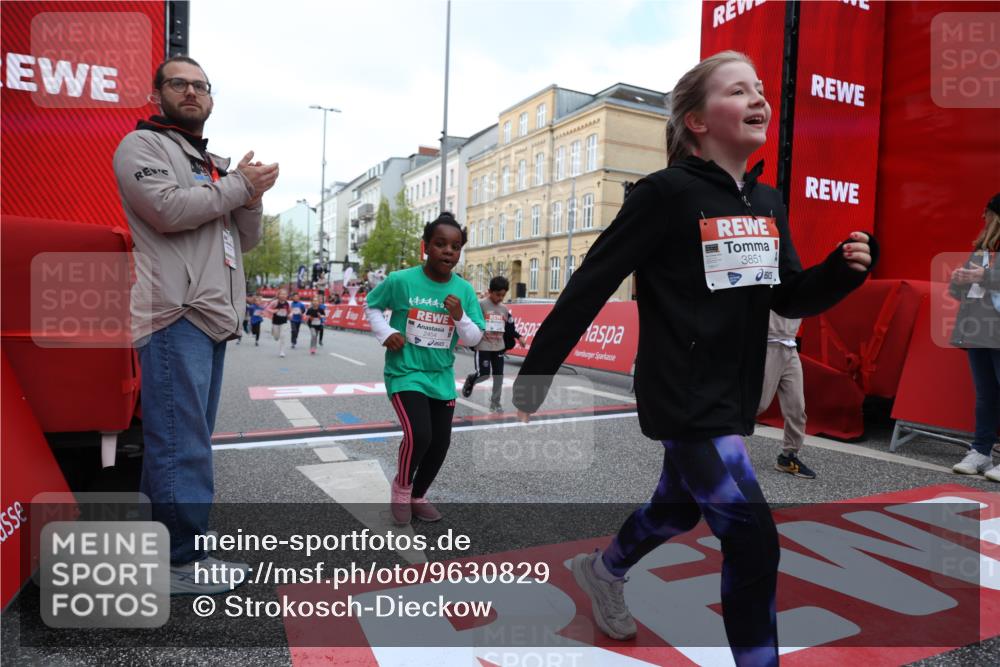 25.04.2026 - Das Zehntel Strokosch-Dieckow http://msf.ph/oto/9630829 25.04.2026 09:03:32 Ziel 1602, 1749, 1750, 1827, 2238, 2244, 2454, 2690, 2705, 2707, 3011, 3023, 3127, 3155, 3485, 3500, 3662, 3850, 3851 meine-sportfotos.de