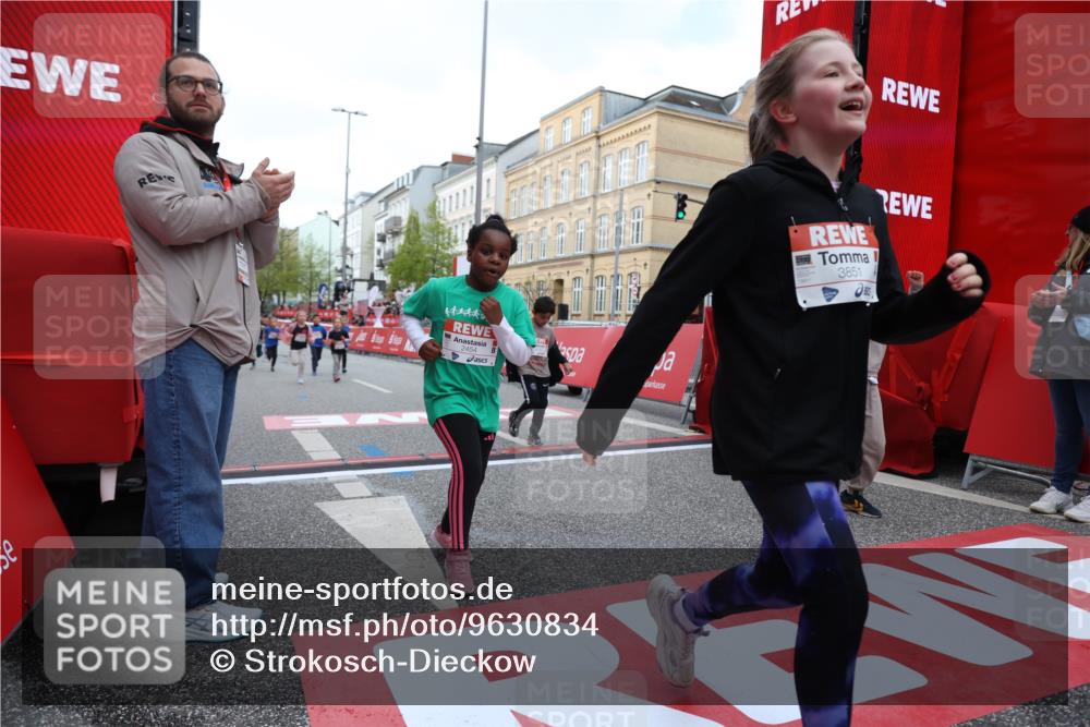 25.04.2026 - Das Zehntel Strokosch-Dieckow http://msf.ph/oto/9630834 25.04.2026 09:03:32 Ziel 1602, 1749, 1750, 1827, 2238, 2244, 2454, 2690, 2705, 2707, 3011, 3023, 3127, 3155, 3485, 3500, 3662, 3850, 3851 meine-sportfotos.de