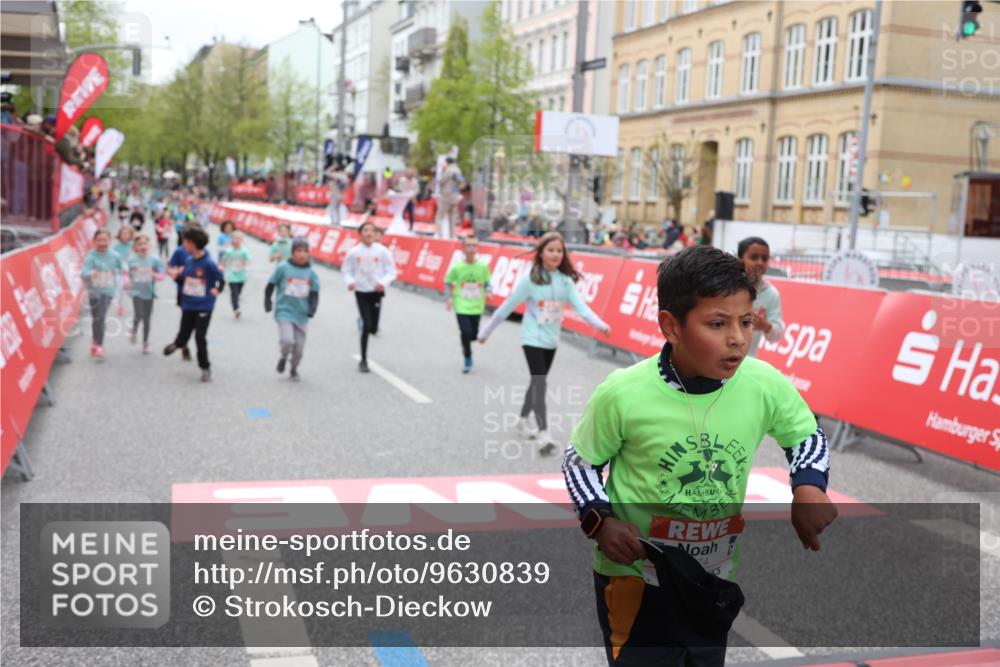 25.04.2026 - Das Zehntel Strokosch-Dieckow http://msf.ph/oto/9630839 25.04.2026 11:05:23 Ziel 5044, 5846, 5965, 5974, 6271, 6272, 6490, 7099, 7274, 7344, 7446, 7766, 7938, 8068 meine-sportfotos.de
