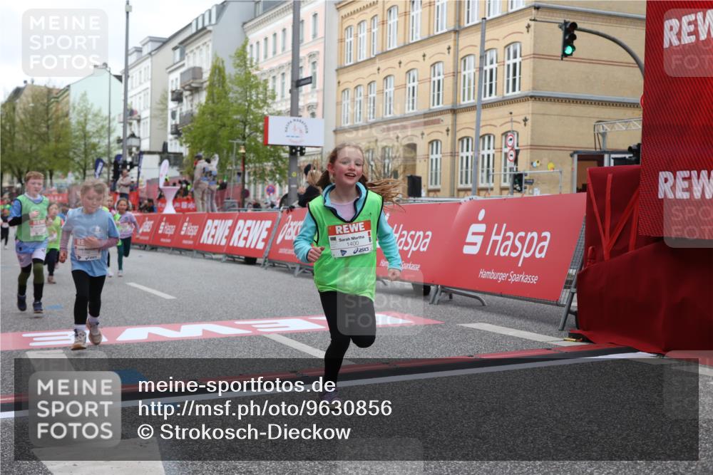25.04.2026 - Das Zehntel Strokosch-Dieckow http://msf.ph/oto/9630856 25.04.2026 09:03:43 Ziel 1110, 1166, 1637, 1667, 1926, 1935, 2133, 2271, 2273, 3165, 3331 meine-sportfotos.de