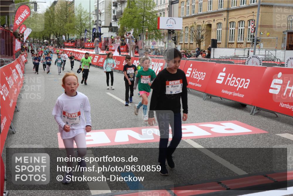 25.04.2026 - Das Zehntel Strokosch-Dieckow http://msf.ph/oto/9630859 25.04.2026 11:05:19 Ziel 5043, 5044, 5246, 5846, 5917, 5965, 5974, 6490, 7355, 7367, 7449, 7481, 7649, 7766, 7938, 8068 meine-sportfotos.de