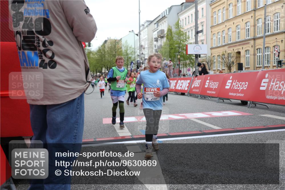 25.04.2026 - Das Zehntel Strokosch-Dieckow http://msf.ph/oto/9630869 25.04.2026 09:03:44 Ziel 1166, 1345, 1637, 1667, 1926, 1935, 2133, 2271, 2273, 2919, 3165, 3331 meine-sportfotos.de