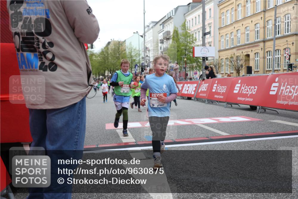 25.04.2026 - Das Zehntel Strokosch-Dieckow http://msf.ph/oto/9630875 25.04.2026 09:03:44 Ziel 1166, 1345, 1637, 1667, 1926, 1935, 2133, 2271, 2273, 2919, 3165, 3331 meine-sportfotos.de
