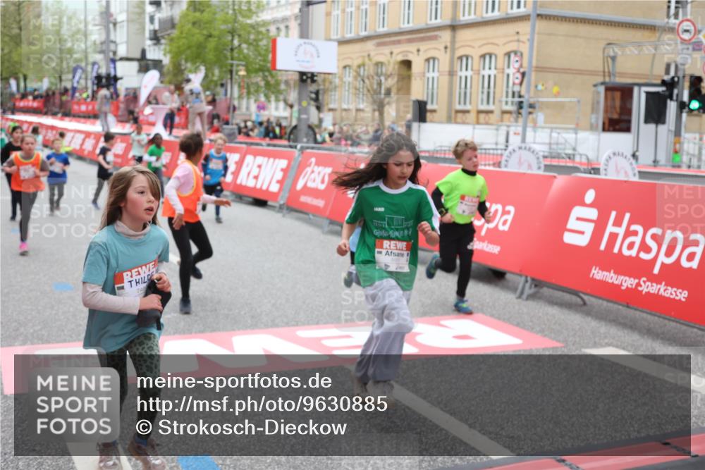 25.04.2026 - Das Zehntel Strokosch-Dieckow http://msf.ph/oto/9630885 25.04.2026 11:05:13 Ziel 5043, 5246, 5716, 5917, 6346, 6487, 6560, 7022, 7367, 7449, 7450, 7458, 7481, 7649, 7817 meine-sportfotos.de