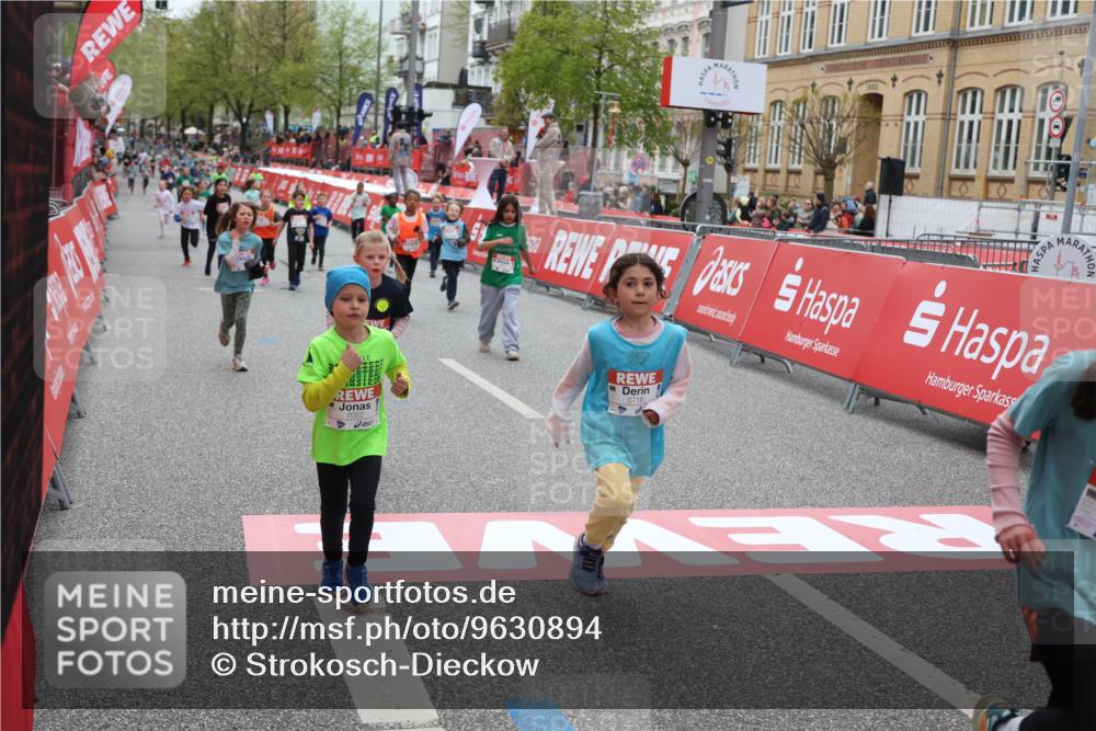 25.04.2026 - Das Zehntel Strokosch-Dieckow http://msf.ph/oto/9630894 25.04.2026 11:05:10 Ziel 5716, 6346, 6368, 6487, 6560, 6793, 6794, 6808, 7022, 7032, 7450, 7458, 7817 meine-sportfotos.de
