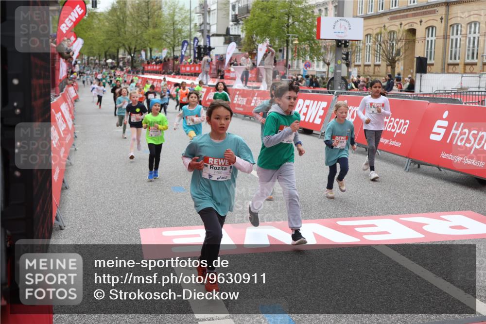 25.04.2026 - Das Zehntel Strokosch-Dieckow http://msf.ph/oto/9630911 25.04.2026 11:05:08 Ziel 5716, 6346, 6368, 6487, 6793, 6794, 6808, 7022, 7032, 7348, 7450, 7458, 7470, 7499, 7515, 7817, 7847 meine-sportfotos.de