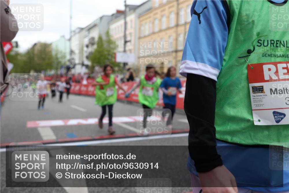 25.04.2026 - Das Zehntel Strokosch-Dieckow http://msf.ph/oto/9630914 25.04.2026 09:03:47 Ziel 1166, 1345, 1393, 1400, 2846, 2919, 2922, 3165, 3331 meine-sportfotos.de