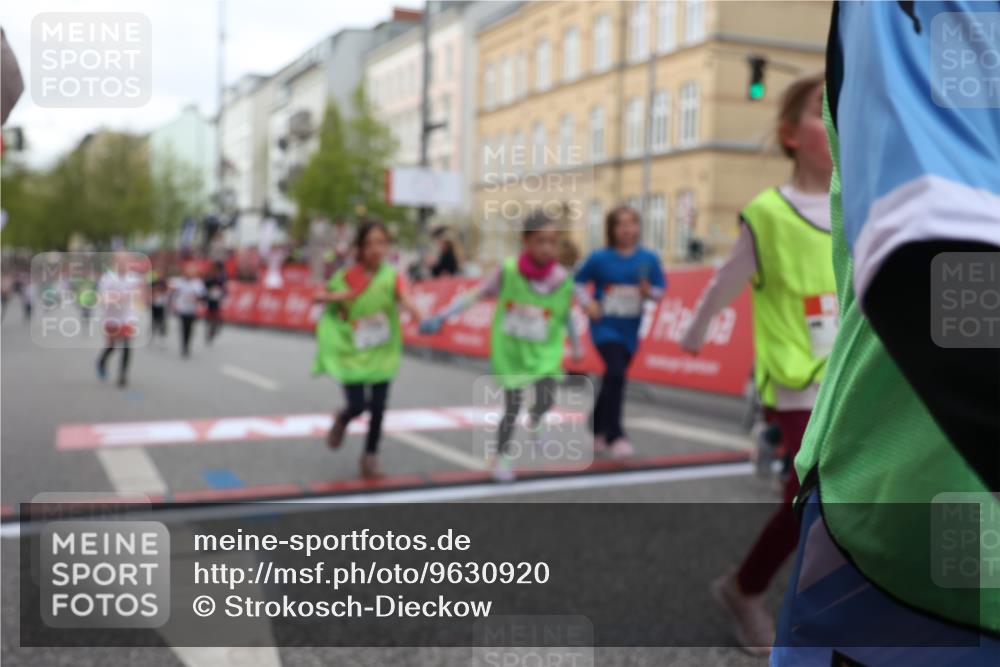 25.04.2026 - Das Zehntel Strokosch-Dieckow http://msf.ph/oto/9630920 25.04.2026 09:03:47 Ziel 1166, 1345, 1393, 1400, 2846, 2919, 2922, 3165, 3331 meine-sportfotos.de