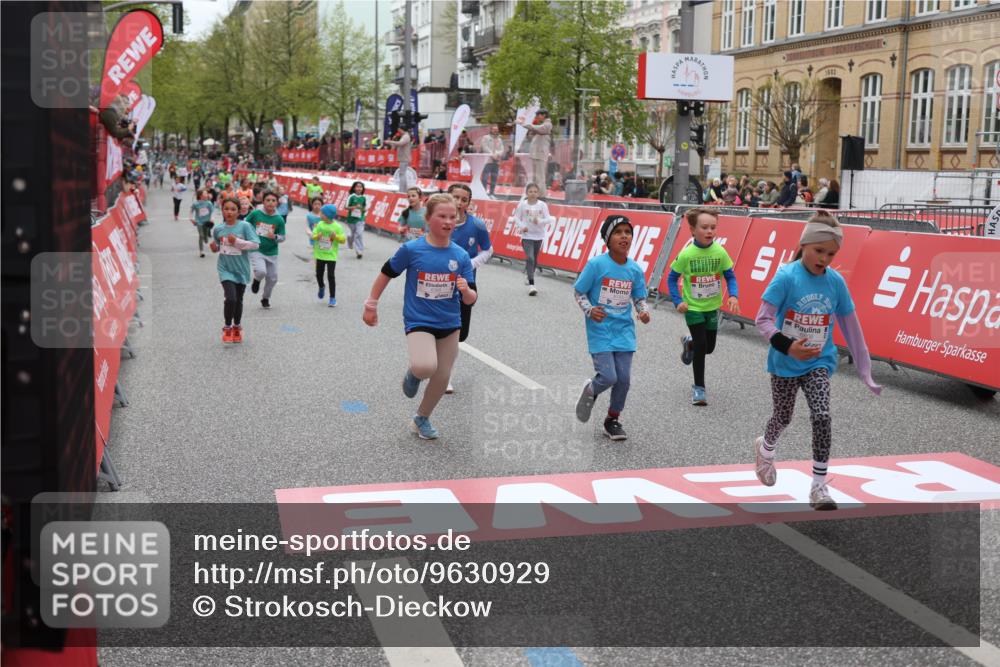 25.04.2026 - Das Zehntel Strokosch-Dieckow http://msf.ph/oto/9630929 25.04.2026 11:05:05 Ziel 6346, 6368, 6793, 6794, 6808, 7032, 7348, 7352, 7470, 7499, 7515, 7822, 7847, 7864 meine-sportfotos.de