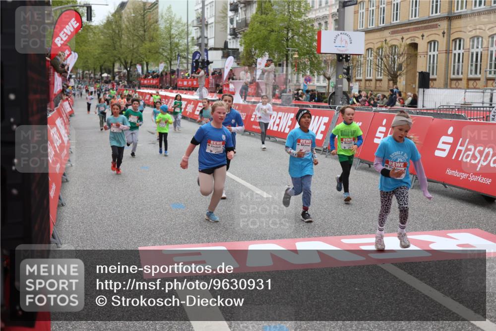 25.04.2026 - Das Zehntel Strokosch-Dieckow http://msf.ph/oto/9630931 25.04.2026 11:05:05 Ziel 6346, 6368, 6793, 6794, 6808, 7032, 7348, 7352, 7470, 7499, 7515, 7822, 7847, 7864 meine-sportfotos.de