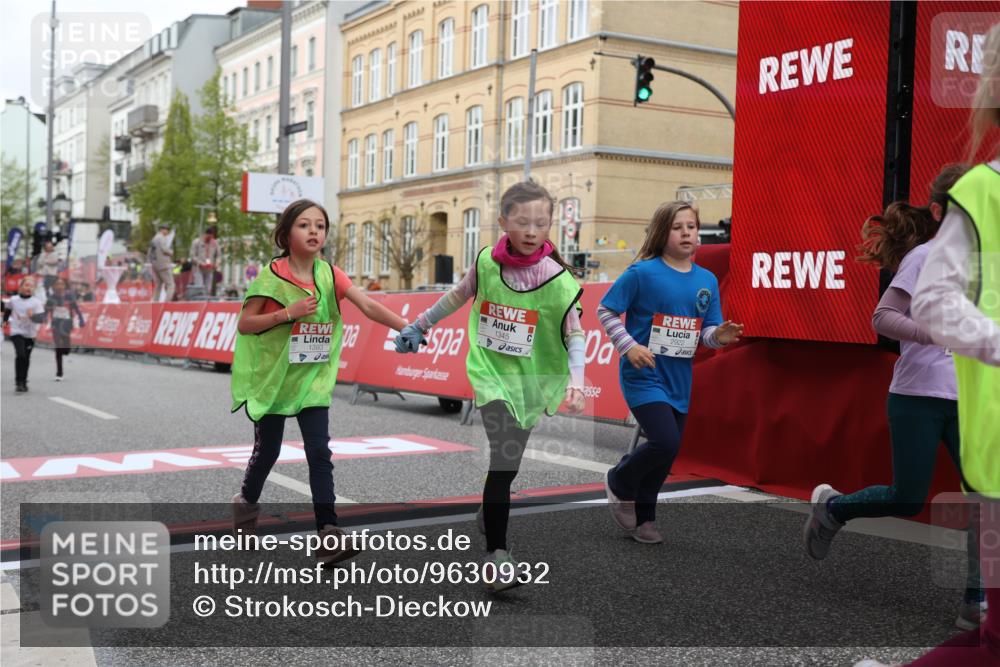 25.04.2026 - Das Zehntel Strokosch-Dieckow http://msf.ph/oto/9630932 25.04.2026 09:03:47 Ziel 1166, 1345, 1393, 1400, 2846, 2919, 2922, 3165, 3331 meine-sportfotos.de