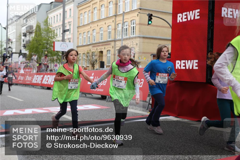 25.04.2026 - Das Zehntel Strokosch-Dieckow http://msf.ph/oto/9630939 25.04.2026 09:03:48 Ziel 1166, 1345, 1393, 1400, 2846, 2919, 2922, 3165, 3331, 3448 meine-sportfotos.de