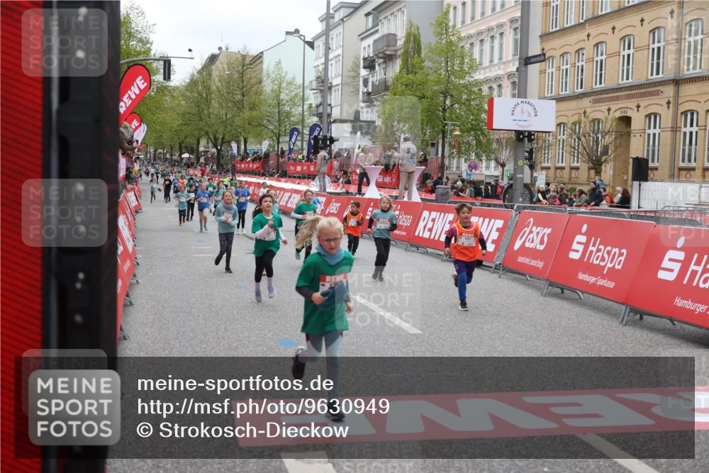 25.04.2026 - Das Zehntel Strokosch-Dieckow http://msf.ph/oto/9630949 25.04.2026 11:04:58 Ziel 5020, 5028, 5335, 5337, 5349, 5536, 5552, 5610, 5615, 5625, 5908, 6459, 6463, 6468, 6472, 6789, 6959, 7041, 7063, 7279, 7287, 7290, 7437, 7462, 7768, 7822, 7864, 7991, 7992, 7995 meine-sportfotos.de