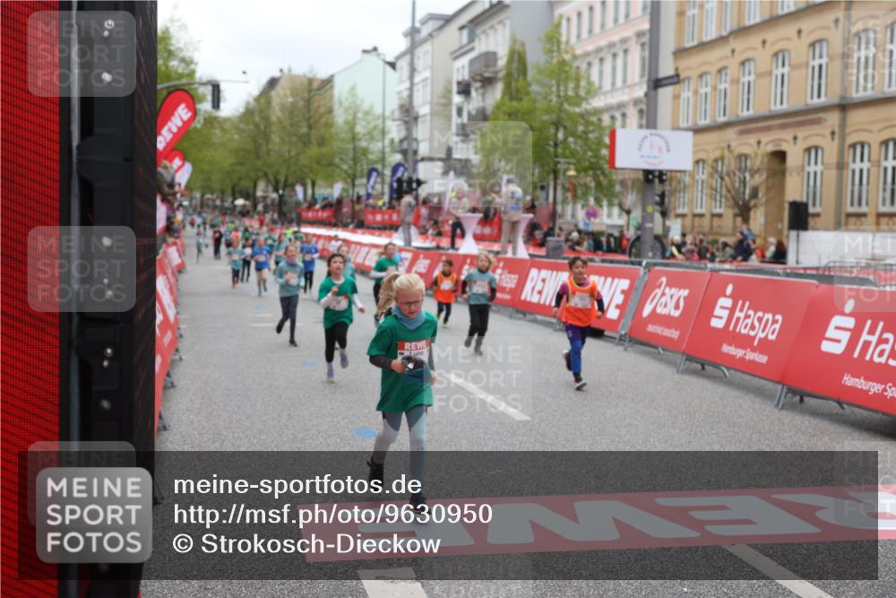 25.04.2026 - Das Zehntel Strokosch-Dieckow http://msf.ph/oto/9630950 25.04.2026 11:04:58 Ziel 5020, 5028, 5335, 5337, 5349, 5536, 5552, 5610, 5615, 5625, 5908, 6459, 6463, 6468, 6472, 6789, 6959, 7041, 7063, 7279, 7287, 7290, 7437, 7462, 7768, 7822, 7864, 7991, 7992, 7995 meine-sportfotos.de