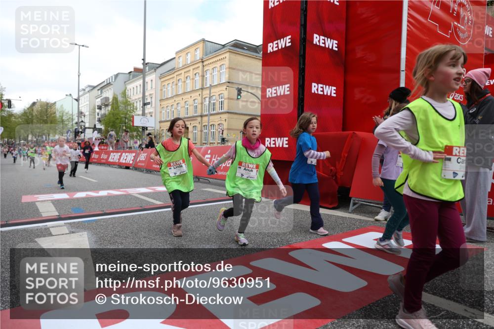 25.04.2026 - Das Zehntel Strokosch-Dieckow http://msf.ph/oto/9630951 25.04.2026 09:03:48 Ziel 1166, 1345, 1393, 1400, 2846, 2919, 2922, 3165, 3331, 3448 meine-sportfotos.de